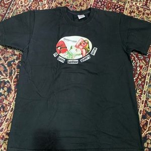Supreme black tee